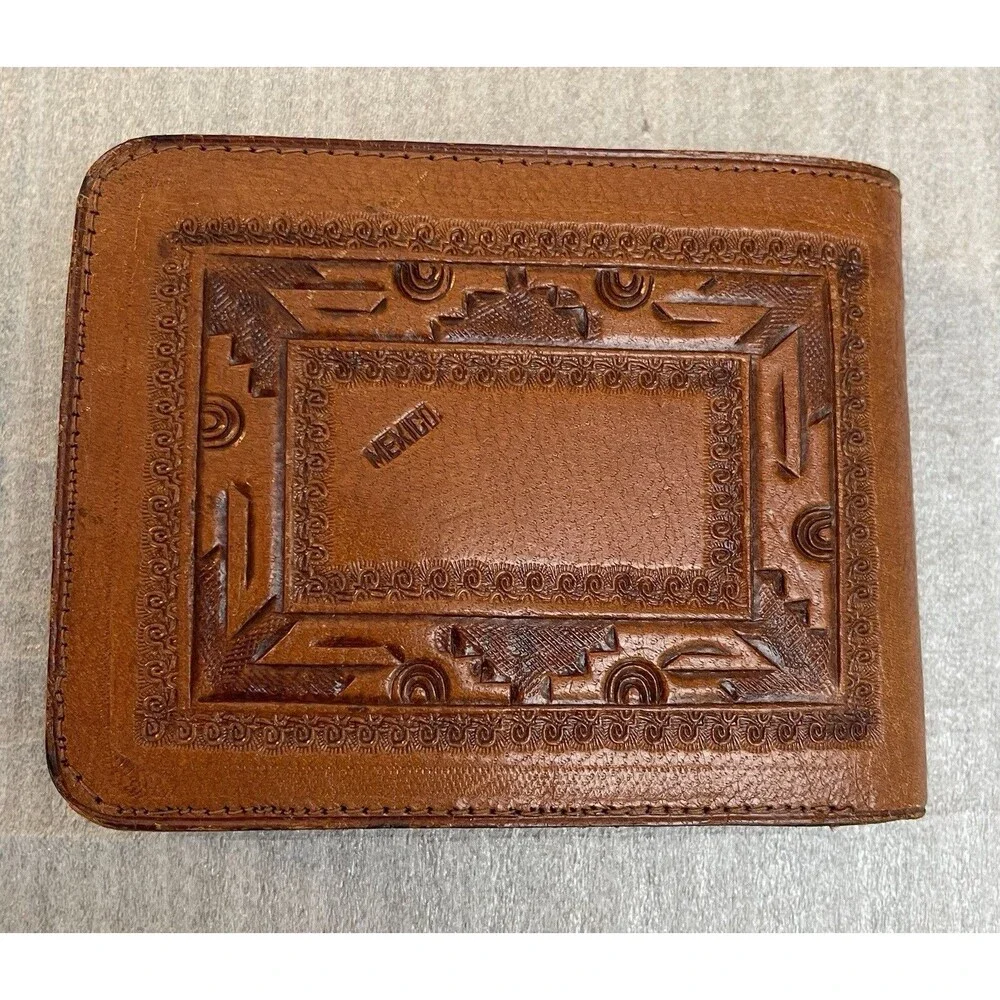 VTG Handcrafted Mexican Tooled Leather Bifold Wallet Aztec Calendar Sun ID Slot